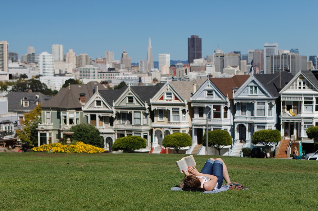 Pros and Cons of Living in San Francisco